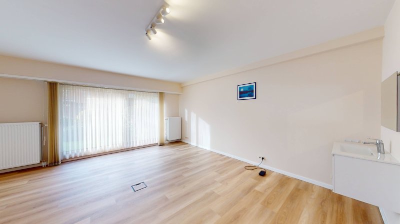 Photo du Cabinet SPACIEUX CABINET NEUF (28m²) PROCHE HOPITAL DELTA (CHIREC)